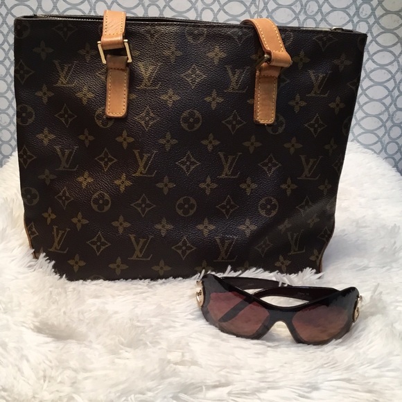 Louis Vuitton - Picture 2 of 5